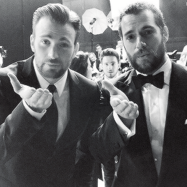 amancanfly:Henry Cavill and Chris Evans at the BAFTA Awards held at the Royal Opera