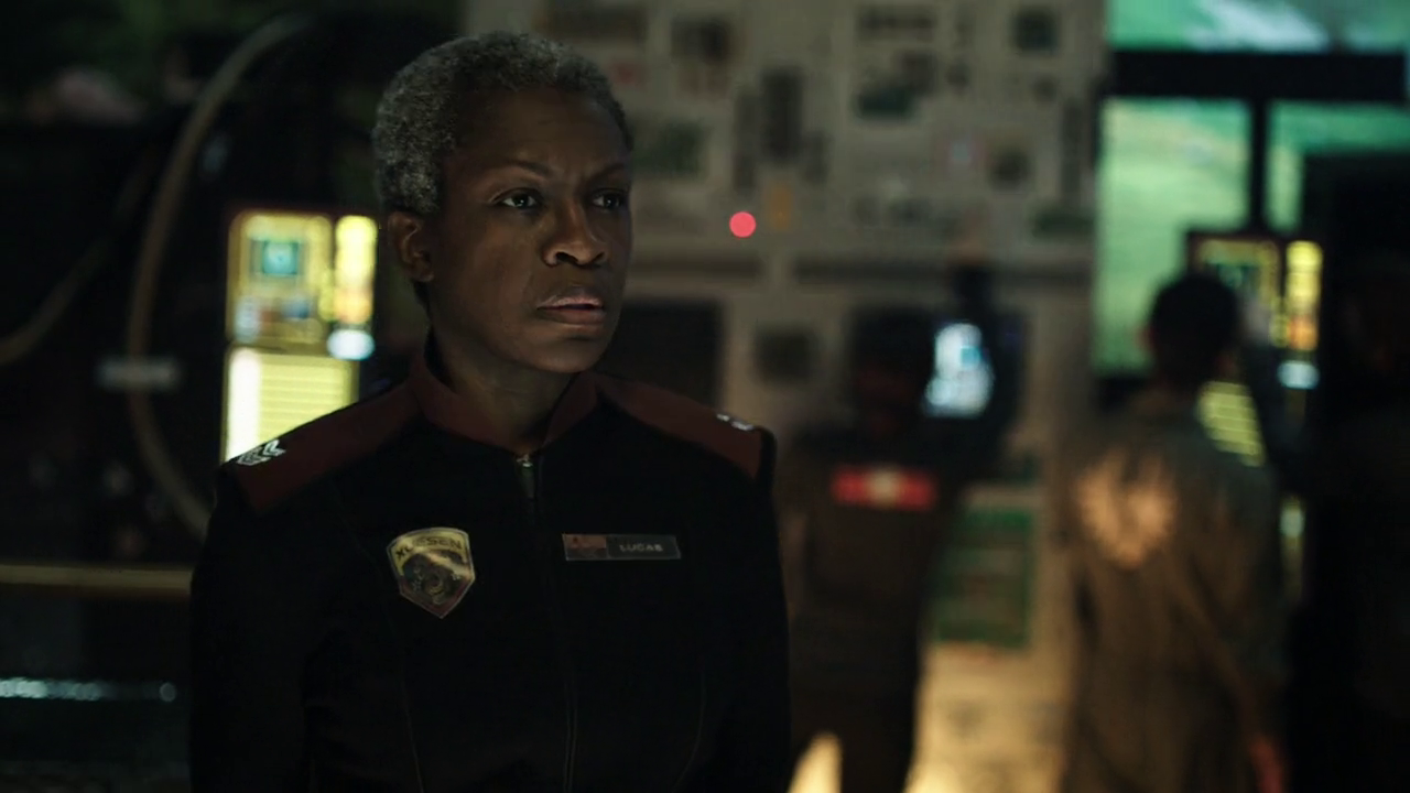 The Expanse rewatch Chandra Lucas in 3x13... - East of Omaha