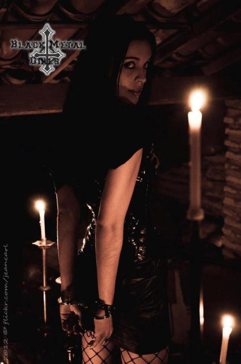 tenebrum:  ☥☠ Tenebrum ☠☥:  https://www.facebook.com/natalia.wongraven.9  ‎ 