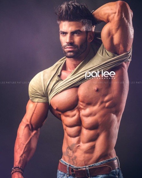 Abs Are On Point.