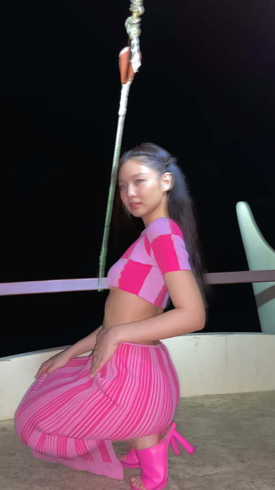 - Jennie Lockscreen