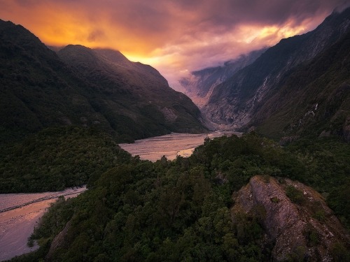 sublim-ature:  New ZealandAndre Distel