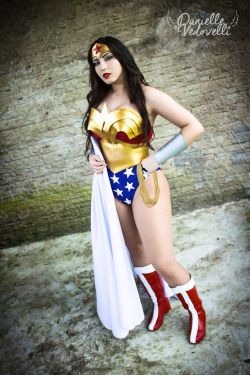 Cosplayandgeekstuff:    Danielle Vedovelli (Brazil) As Wonder Woman. Photo By: 