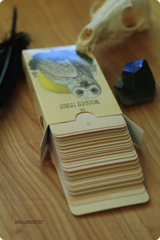 skullgarden:  ☽ THE WOODEN TAROT ☾  it&rsquo;s about that time for a self