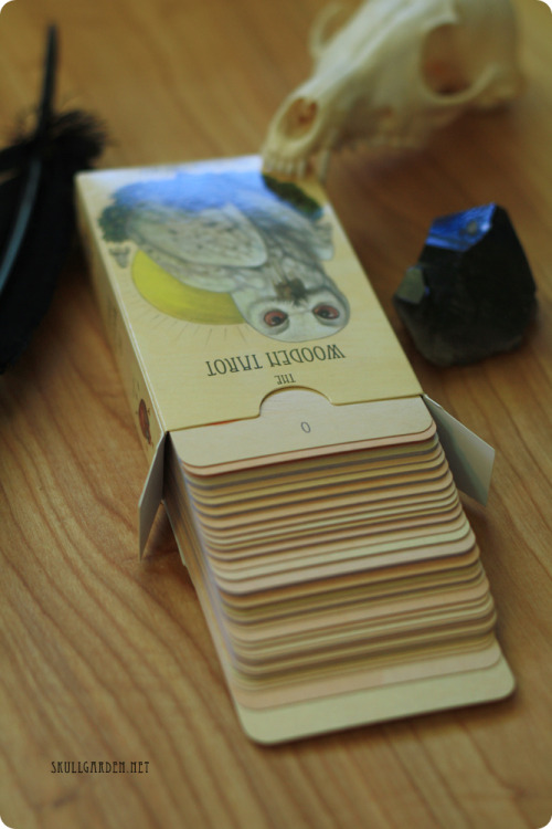 skullgarden:  ☽ THE WOODEN TAROT ☾  it’s about that time for a self reading.