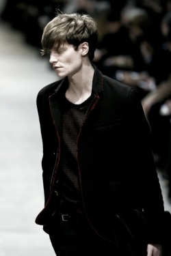 scourl:  Costume National a/w12 