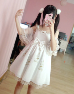 angellboyy:  White Lolita Bird Cage Dress