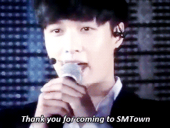 chenrrerorocher:Yixing SMTown Tokyo introductions:大家好~我是EXO的Lay 张艺兴 こんにちわ 私わ 銀河からきた unicorn Lay です 皆