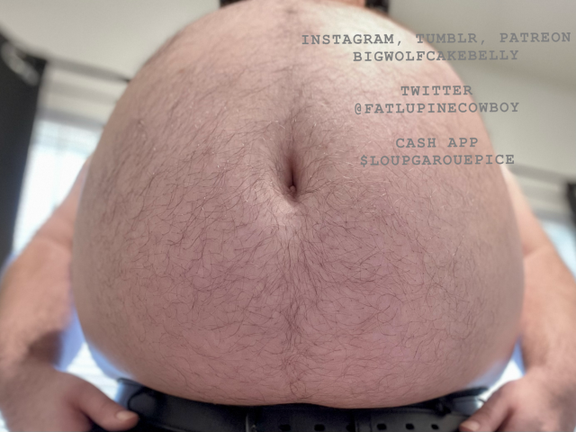 bigwolfcakebelly:POV: I just ate all the food in the house and now I need more. Or you’re next. 👻😏 Put some extra fat on this gut by supporting me on Patreon.