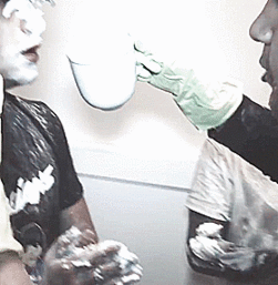 twintalkstime:  jai & luke + touching each other 