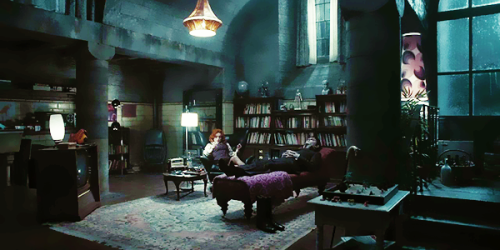 helenabonboncarter: Dark Shadows CinematographyDoctor-Patient Confidentiality 