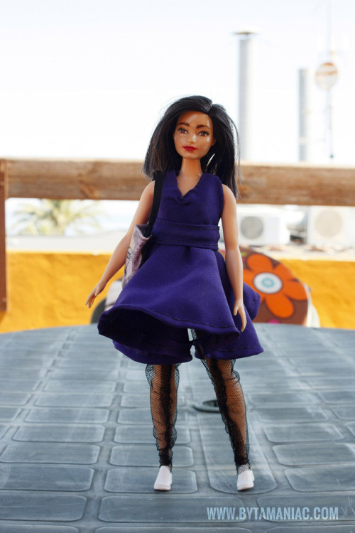 Custom Curvy Barbie fashionista doll #OOAK for Nora Ferreirós aka noradriana. Mini-Nora is rocking a