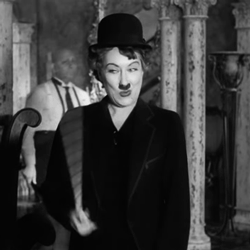 bettyswhite:Gloria Swanson impersonates Charlie Chaplin in ‘Sunset Blvd.’