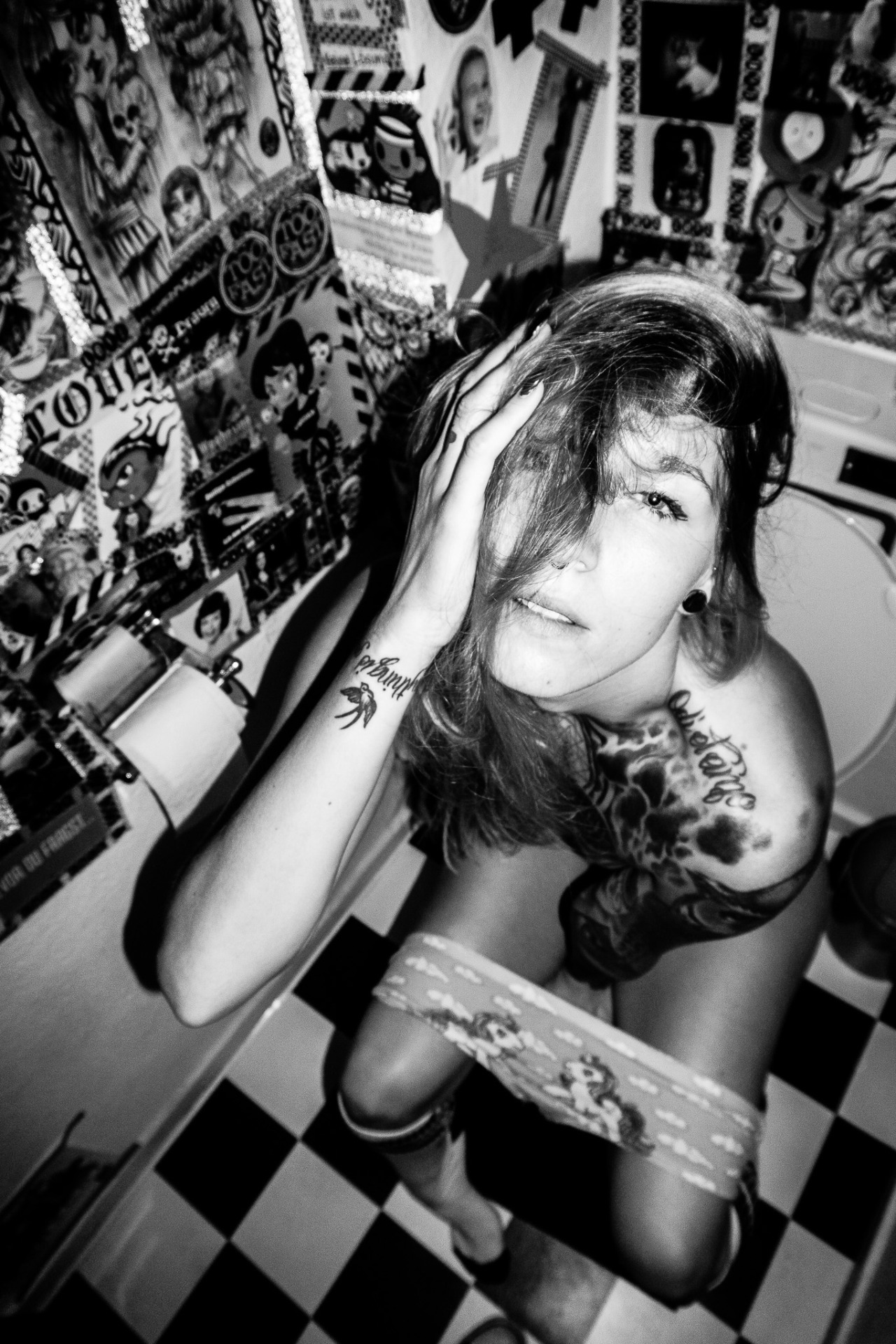 fabzblack-blog-blog:  #KunstUndKotze x #PrayForRocketcock Starring: @lisar-tattoomodel-karlsruhe