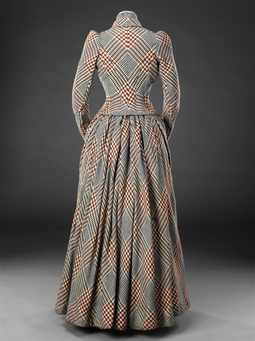 fripperiesandfobs: Day dress ca. 1890 From the John Bright Historic Costume Collection