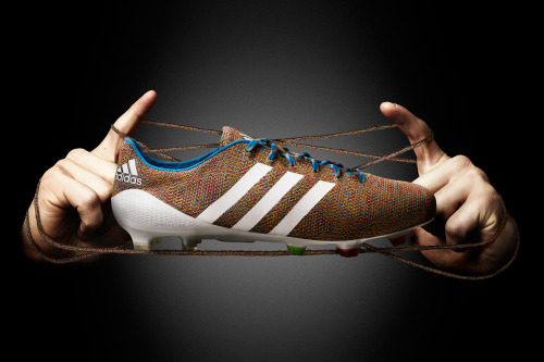 Samba Primeknit The world&rsquo;s first knitted football boot