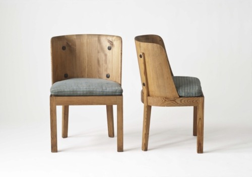 Axel Einar Hjorth, chair Lovö, 1932. Pine wood. Sweden. Via Nationalmuseum, Stockholm. Photo: Bodil 