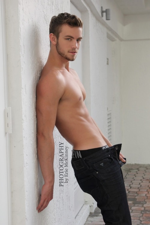lijhy: Dustin McNeer by Eric McKinney part 3  Part 1, 2, 4   He is Perfect!😍
