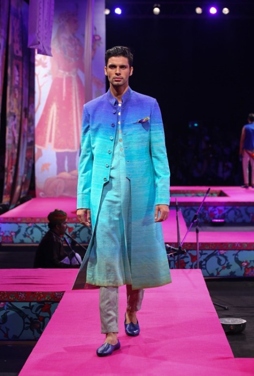 bollywoodishtyle:WIFW SS '15: Highlights of Tarun Tahiliani I: Menswear