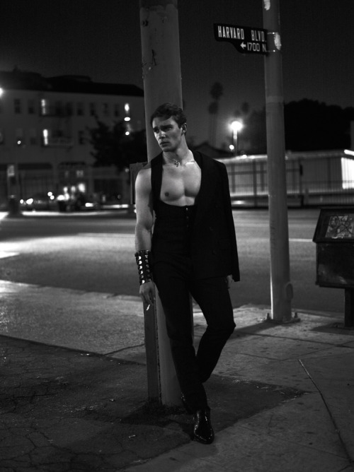 grabyourankles:  1700 Harvard Boulevard