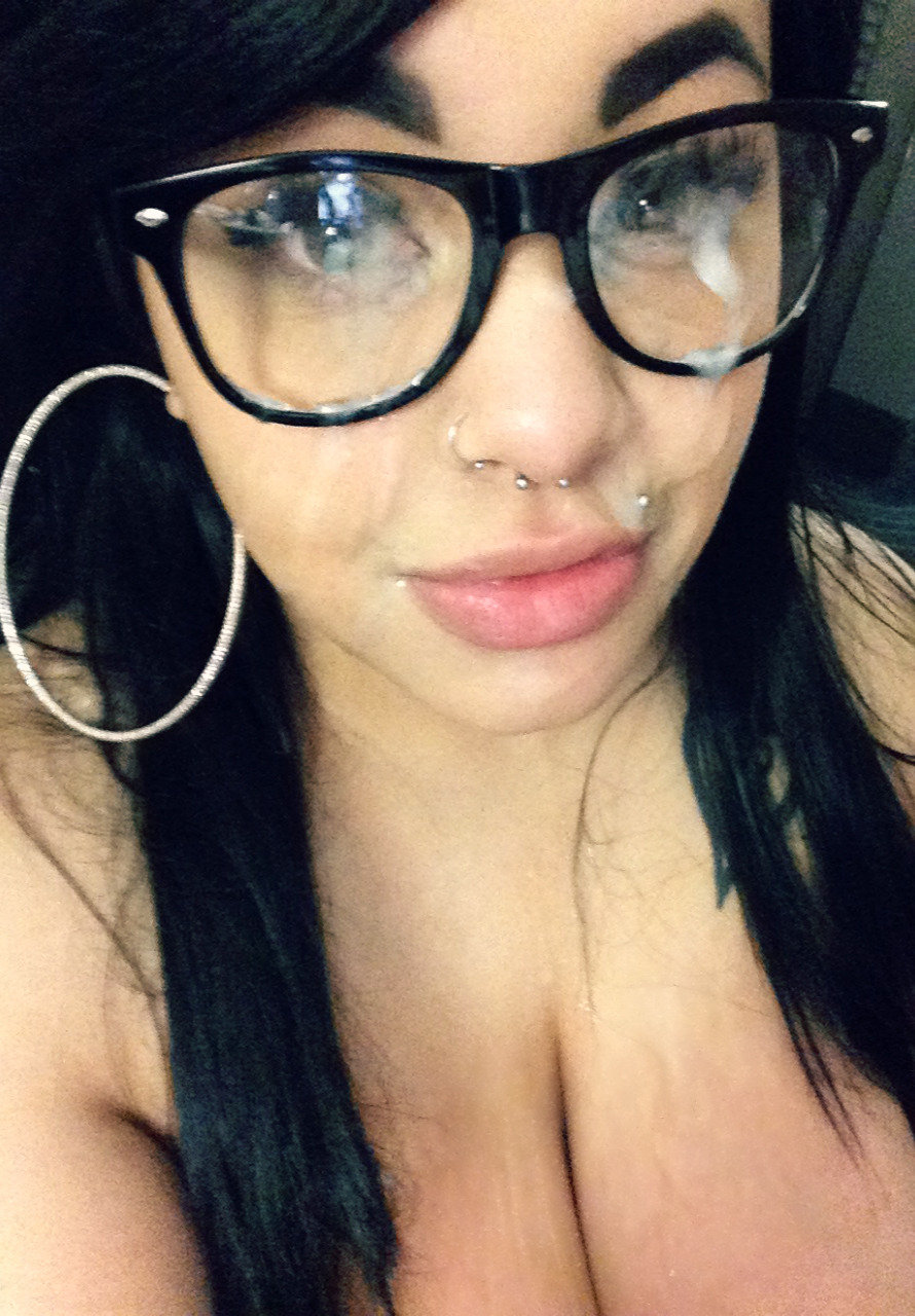 melitamercury:  like icing a cake!   MELITA☿ | GIFTROCKET | AMATEURPORN | ELM |