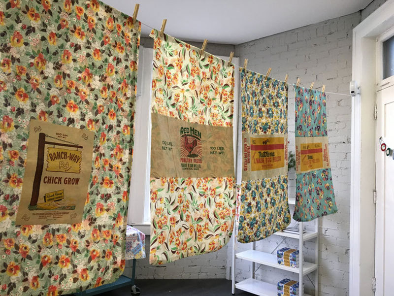 abocadoinferno:  Durante la Gran Depresión la moda era vestirse con sacos de harina