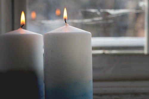 DIY Dip Dyed Candles - Free People 