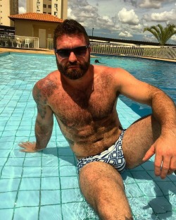 Follow my two hairy men blogs:http://sambrcln.tumblr.comhttp://hairysex.tumblr.com