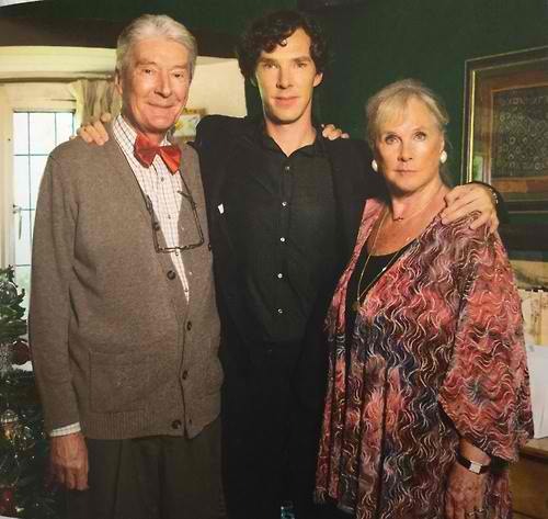 book-shish:  The Cumberbatch Family  BENEDICT ON GETTING HIS PARENTS’ BLESSING ON PURSUING HIS ACTING CAREER  “My father … turned to me,” Cumberbatch recalls, “and he said, ‘You’re better than I ever was or could be. You should