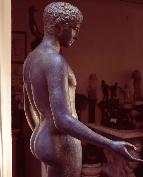 ganymedesrocks:  Idolino, is a lost-wax cast, from an Etruscan Bronze, molded from a Roman find made during an excavation in Pesaro.  The Roman find, itself a copy of a Greek sculpture, dating to the fifth century BC.  This very elegant piece of art,