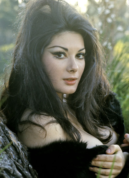 Edwige Fenech &ndash; 60s and 70s pan-European softcore actress