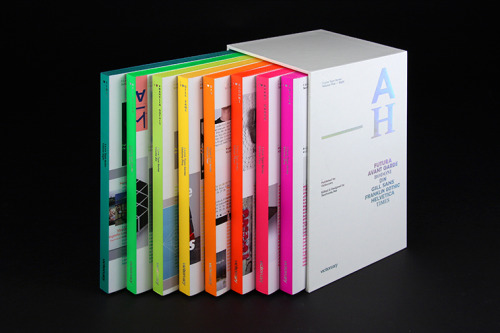 TwoPoints.Net and viction:ary I Love Type Limited Box Set compiles eight time-honored typefaces and 
