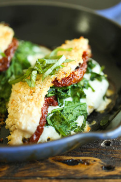 guardians-of-the-food:  Mozzarella Stuffed