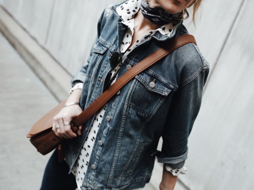 dappertomboy:  Happily Grey
