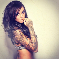 femme-ink:  More @ http://we-require-more-tatooed-girls.tumblr.com