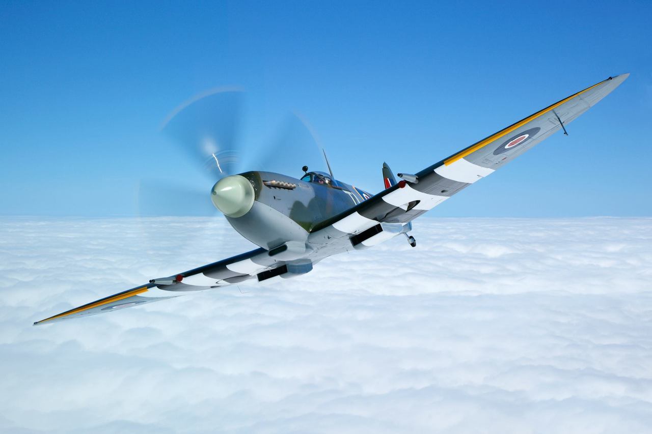 planesawesome:   Supermarine Spitfire  