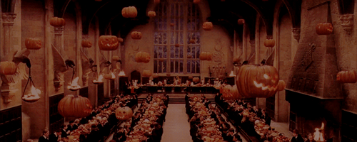 hermionegrangcr:“A thousand live bats fluttered from the walls and ceiling while a thousand more swo