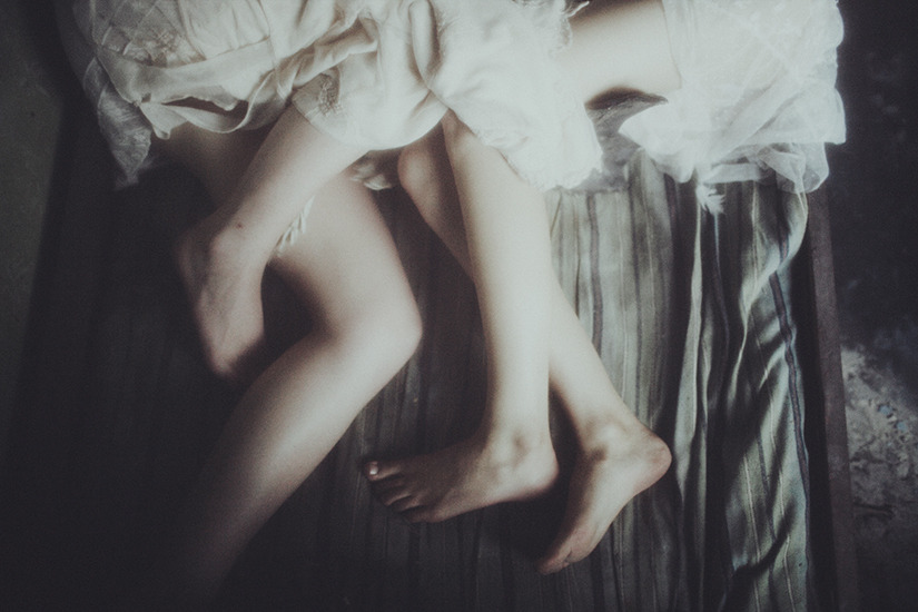 daydreaming-wildflower:  by Laura Makabresku