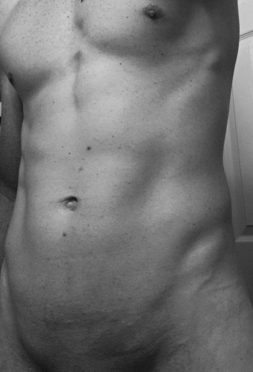 tlcrmt:  I’ve always been very self-conscious about all the freckles and moles that cover my body. Over time I’ve come to terms with it and now I’m truly proud of it. It really makes me who I am.   — I actually love freckles and moles, it creates