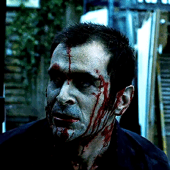 horroredits:Dawn of the Dead (2004), Dir Zack Syder