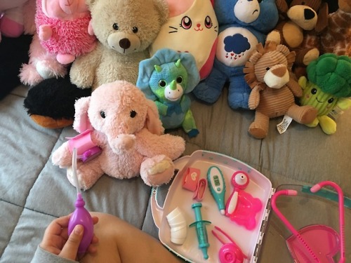 xx-paciprincess-xx: A healthy stuffy is a happy stuffy