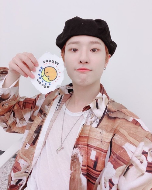 200505 Seungyoun Vlive