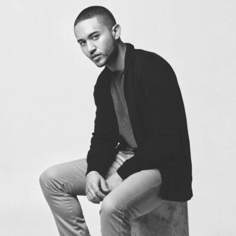 almostperfectbodies:Tahj Mowry