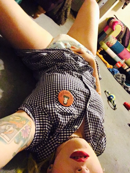 averyconfusingcouple:  Drunken padded baby