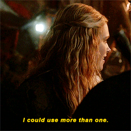 octavia-bblake:Favourite Bellarke moments: 5/?1x09 ⎯ “Unity Day”