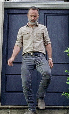 andy-clutterbuck:9x03 | Warning Signs