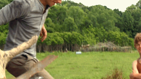 xsangster:pls-tommy:  freshgreenie:  newt’s arms appreciation post  you MUST reblog this everytime it shows up, it’s a rule.  the rule is real 