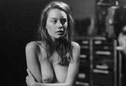 formesdelabeaute:  Camille Rowe