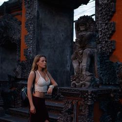 bugsbunnygf:  Beautiful Bali!  In love with @andi_bagus ❤️ Ph: @garryleman  #andibagus #bali #indonesia #girl #model #hot #art #architecture #photo #asia #travel #mytravelgram #lifeofadventure #picoftheday #bestoftheday #forthosewhodream  (at Tanah