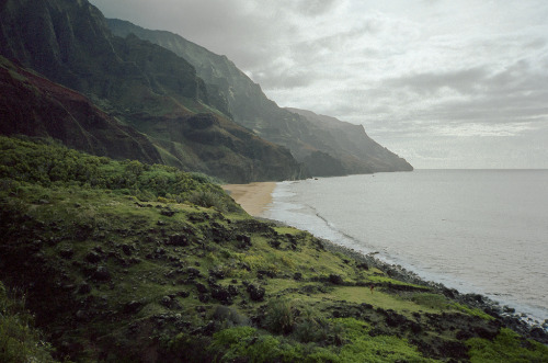 arquerio: Kalalau Beach, Hawaii  |  Cody Cobb